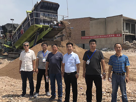 移動式建築垃圾破碎機：建築垃圾處（chù）理（lǐ）的革新力量